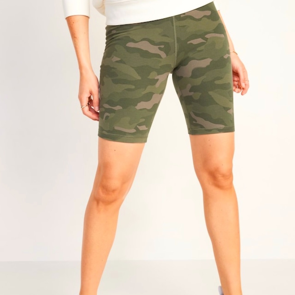 Old Navy women’s bike shorts extra high rise